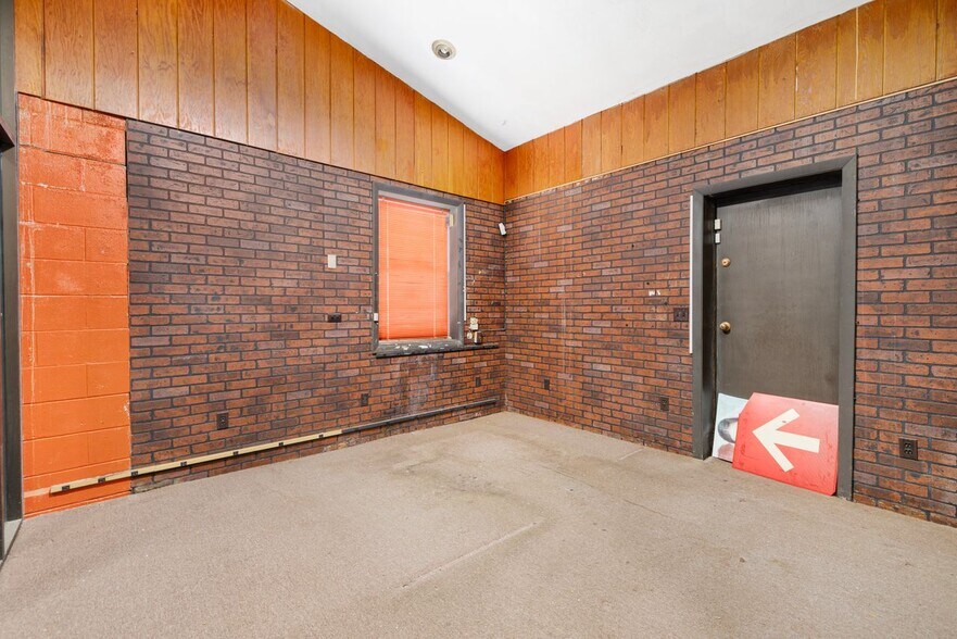 More Photos Of 11 Tenth St, East Providence Warehouse For Sale