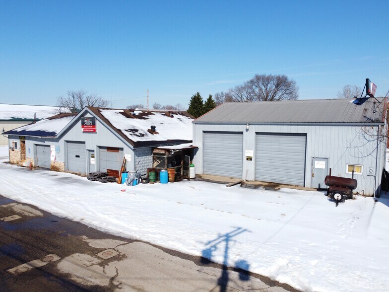 More Photos Of 401 29th St, Vienna Auto Repair For Sale