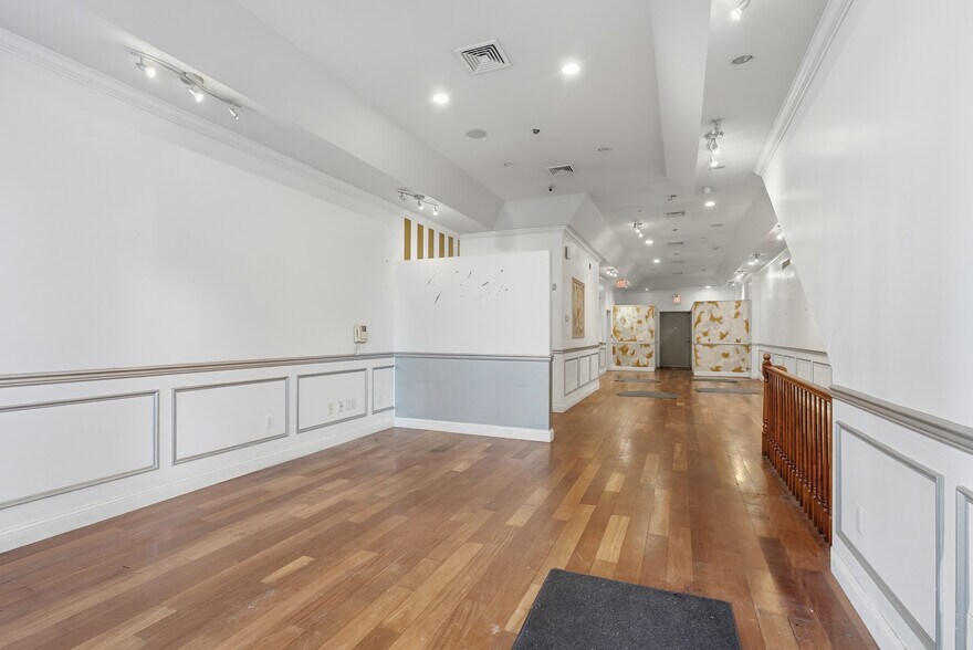 More Photos Of 329 W Girard Ave, Philadelphia Storefront Retail Residential For Lease