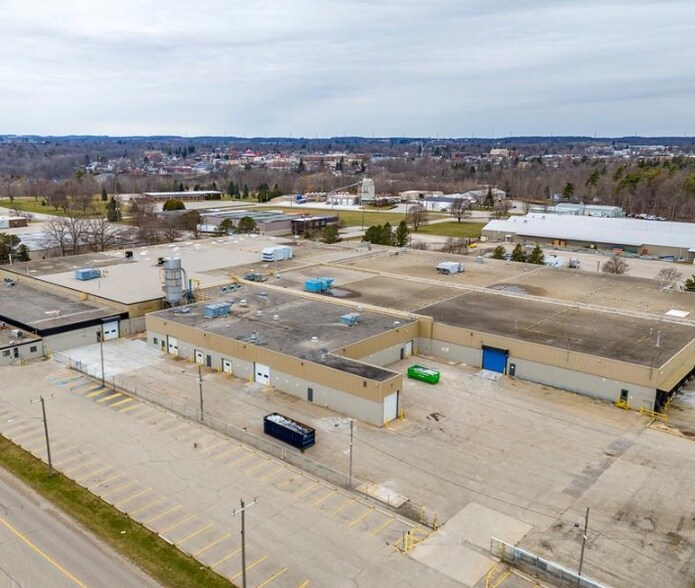More Photos Of 100 Townline Rd, Tillsonburg Manufacturing For Lease