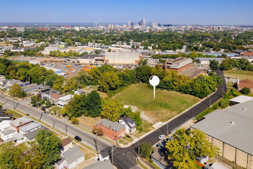More Photos Of 1440 Bland, Louisville Warehouse For Lease