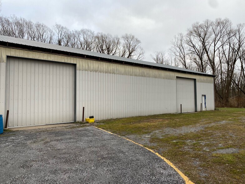 More Photos Of 515 Horan Rd, Syracuse Service For Lease