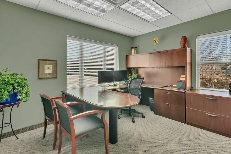 More Photos Of 1321 W Randol Mill Rd, Arlington Medical For Lease