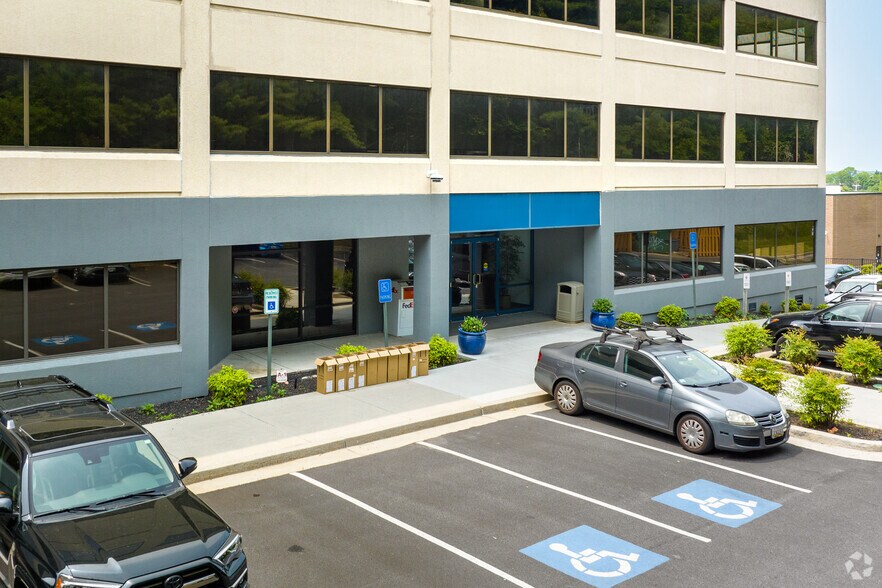 More Photos Of 2219 York Rd, Timonium Coworking Space