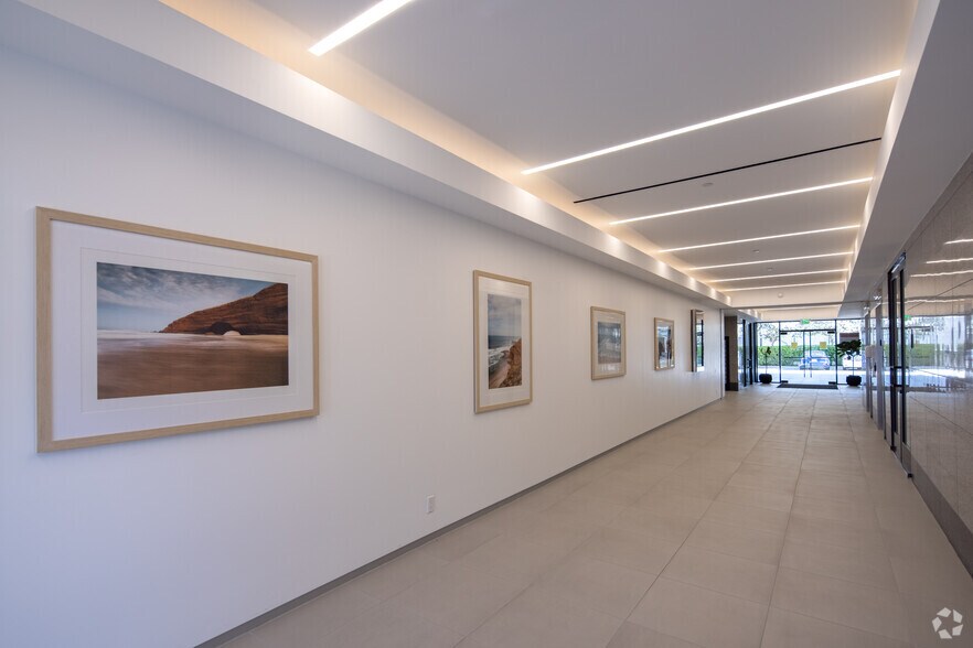 More Photos Of 6345 Balboa Blvd, Encino Unknown For Lease