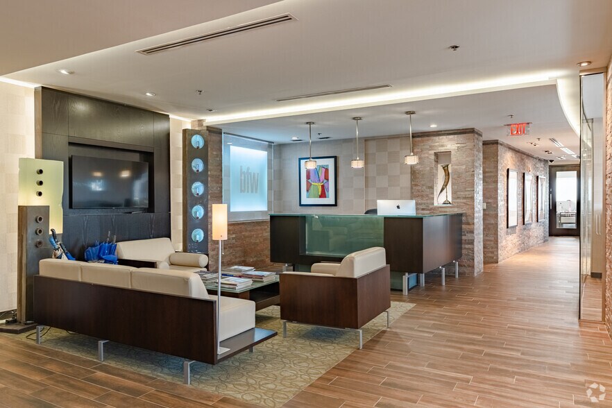 More Photos Of 2500 N Military Trl, Boca Raton Office For Lease