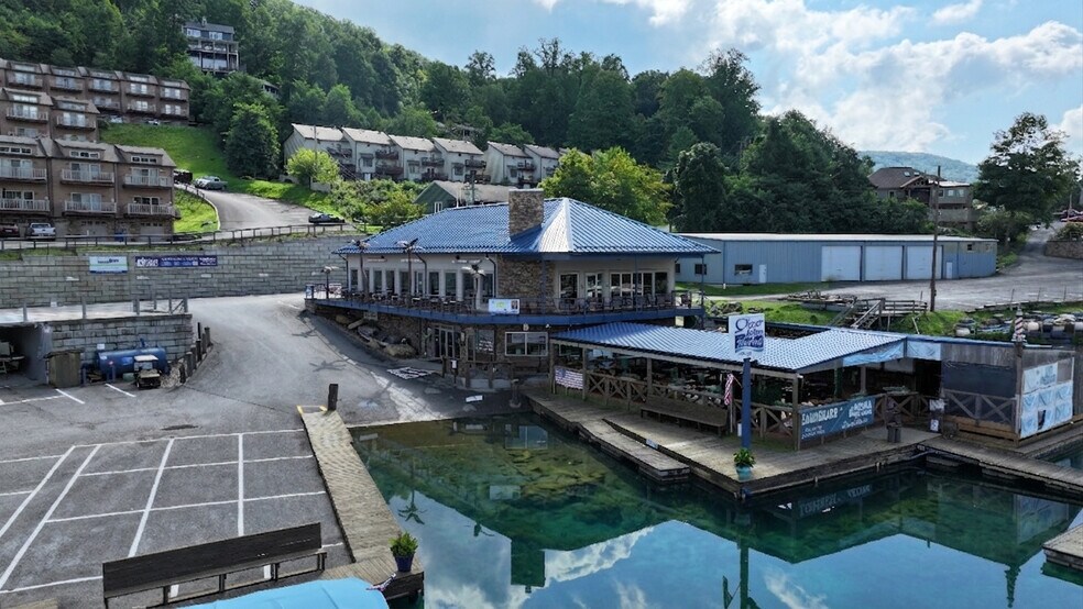 More Photos Of 69 Mont Chateau Rd, Morgantown Restaurant For Sale