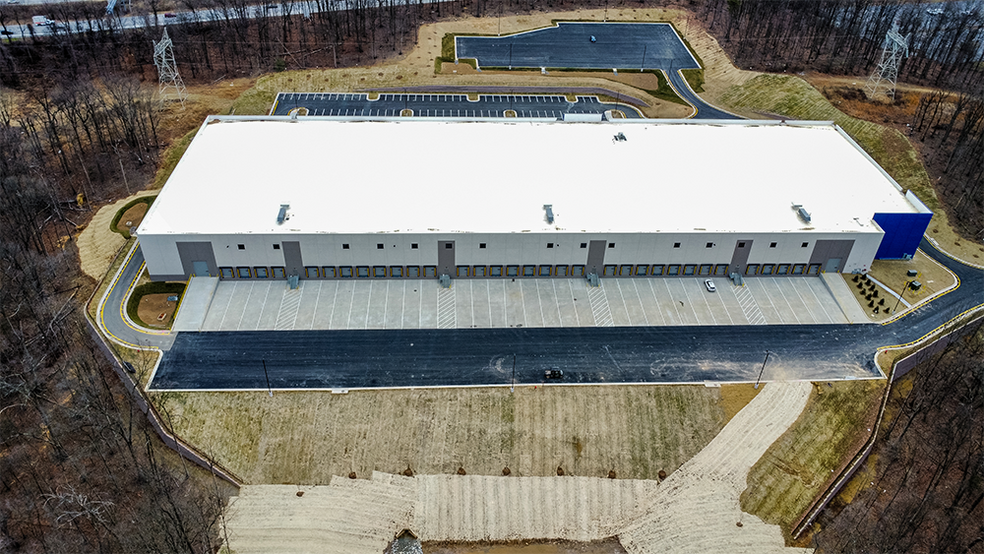 More Photos Of 1305 Furnace Rd, Linthicum Heights Distribution For Lease