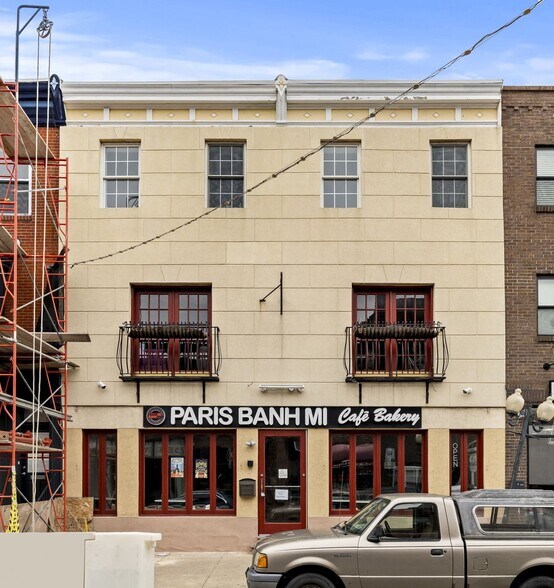 More Photos Of 1627 E Passyunk Ave, Philadelphia Storefront Retail Residential For Sale