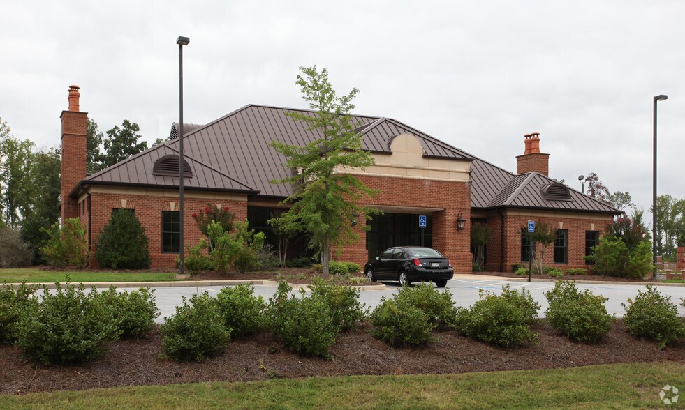 Primary Photo Of 170 Westridge Industrial Blvd, McDonough Office For Lease