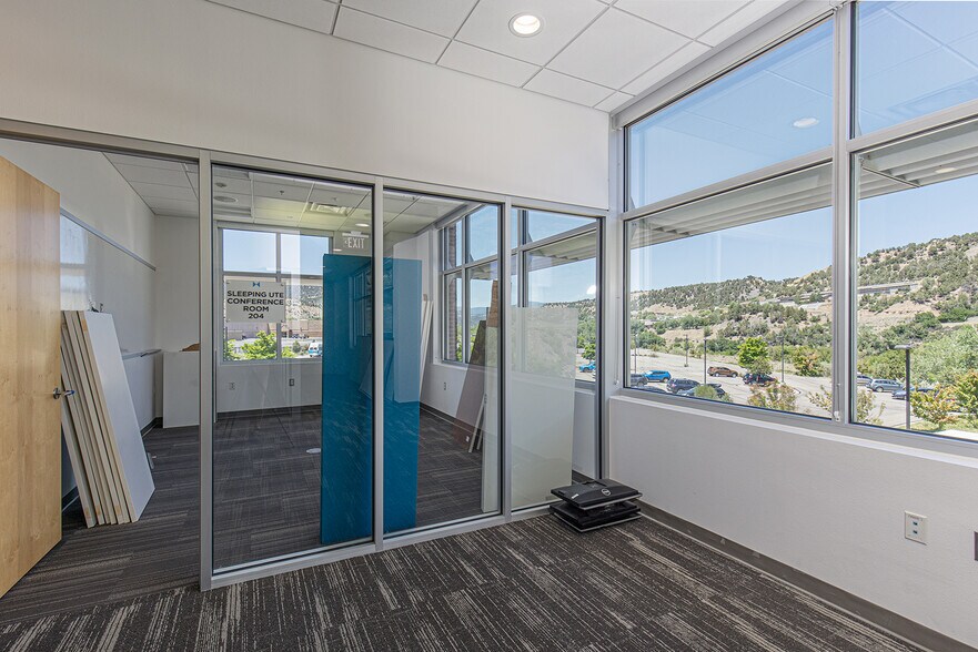 More Photos Of 150 Mercury Village Dr, Durango Medical For Lease