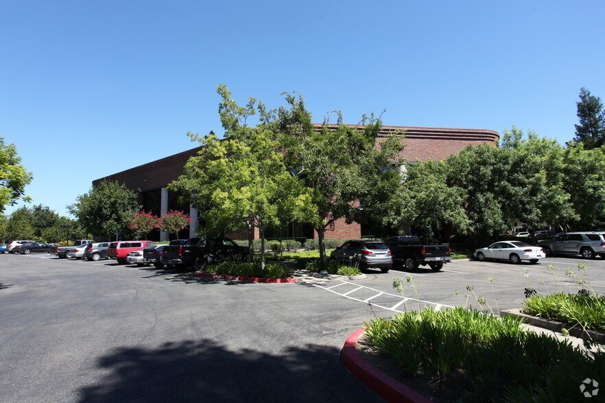 More Photos Of 2995 Prospect Park Dr, Rancho Cordova Office For Lease
