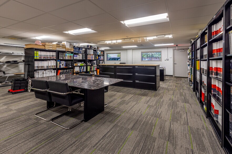 More Photos Of 8020 Westglen Dr, Houston Office For Lease