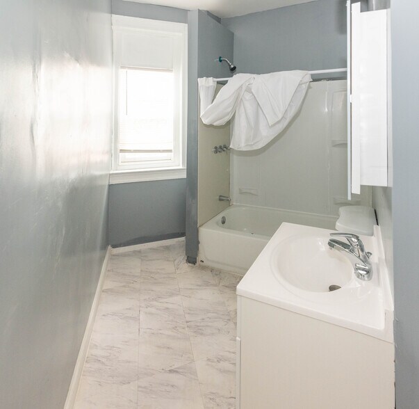 More Photos Of 3210-3212 Walbrook Ave, Baltimore Apartments For Sale