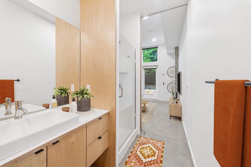 More Photos Of 3301 SE Division St, Portland Apartments For Sale