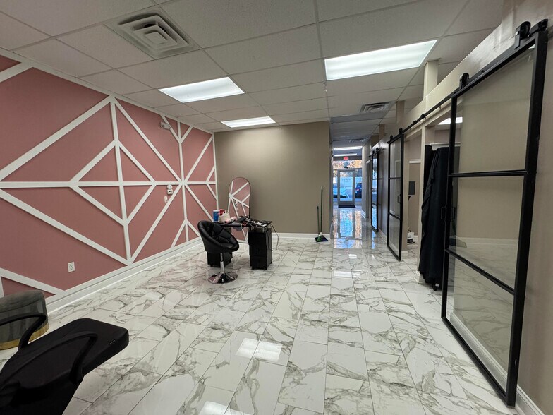 More Photos Of 571 Cross Keys Rd, Sicklerville Medical For Lease