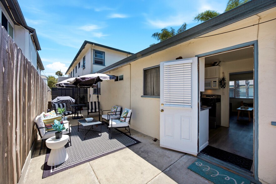 More Photos Of 1057 Grand Ave, San Diego Apartments For Sale