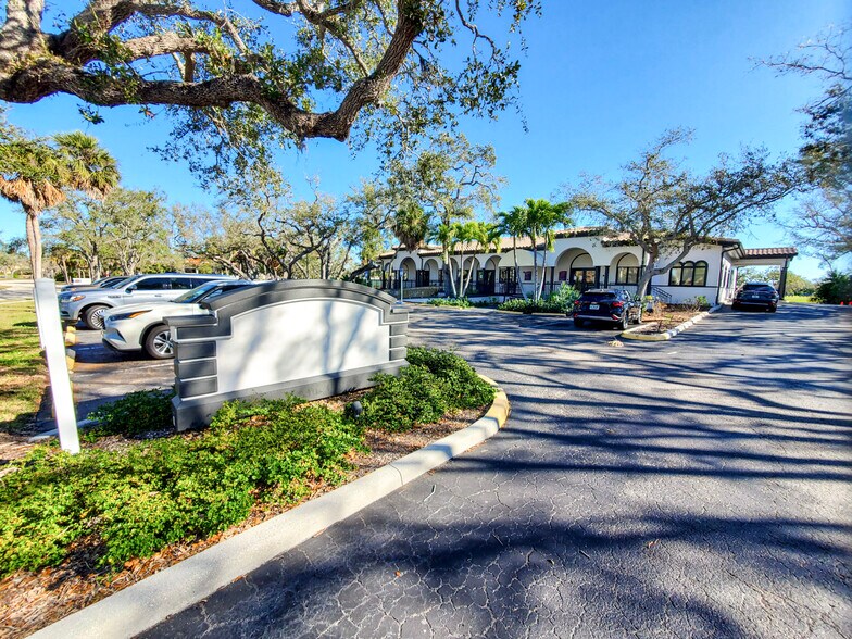 Primary Photo Of 540-550 Bay Isles Rd, Longboat Key Medical For Lease