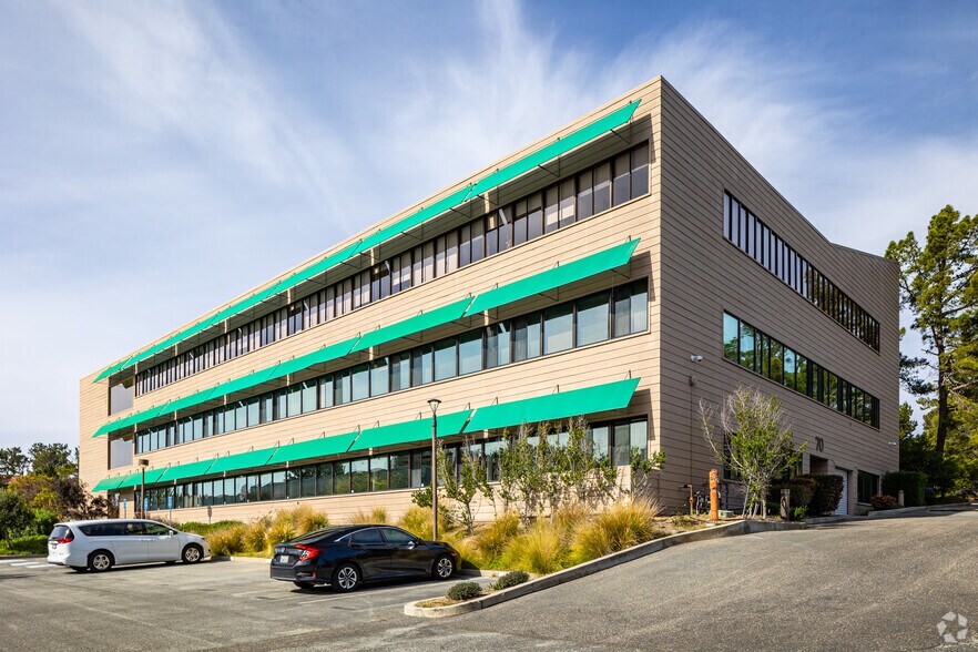 Primary Photo Of 70 Garden Ct, Monterey Medical For Lease