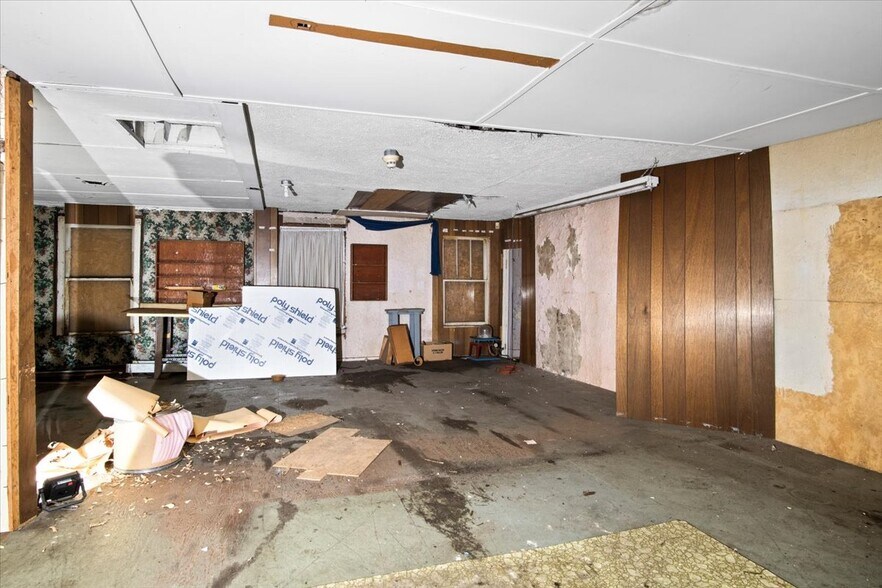 More Photos Of 116 Franklin Ave, Scranton Storefront Retail Office For Sale