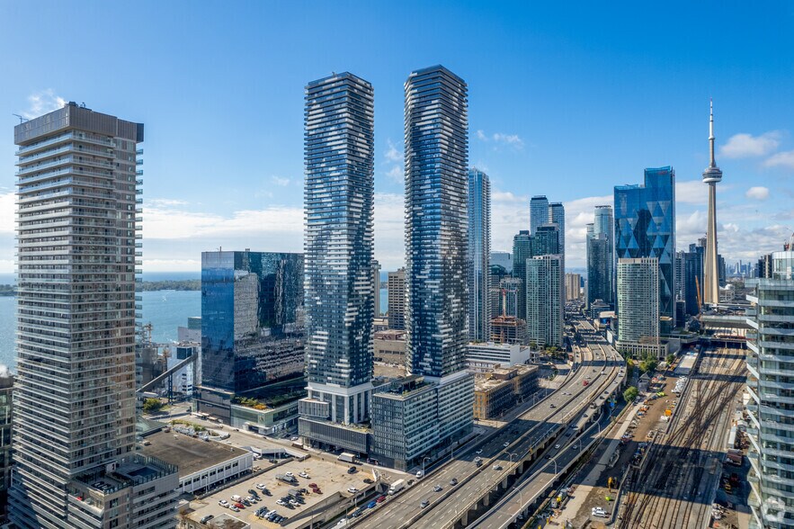 More Photos Of 95 Lake Shore Blvd E, Toronto Apartments For Lease