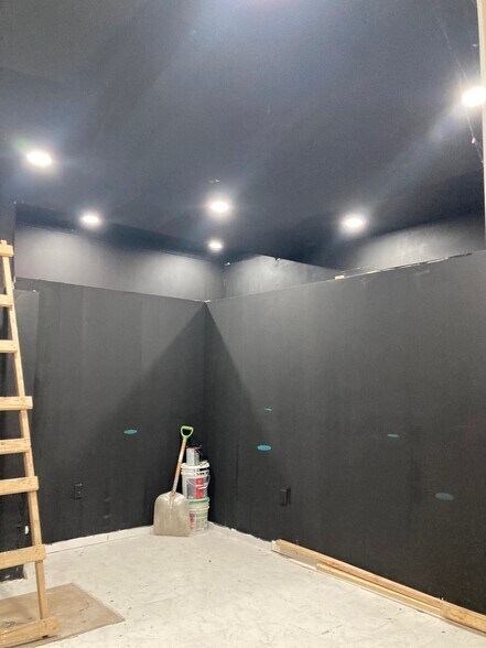 More Photos Of 208 Rogers Ave, Brooklyn Storefront Retail Residential For Lease