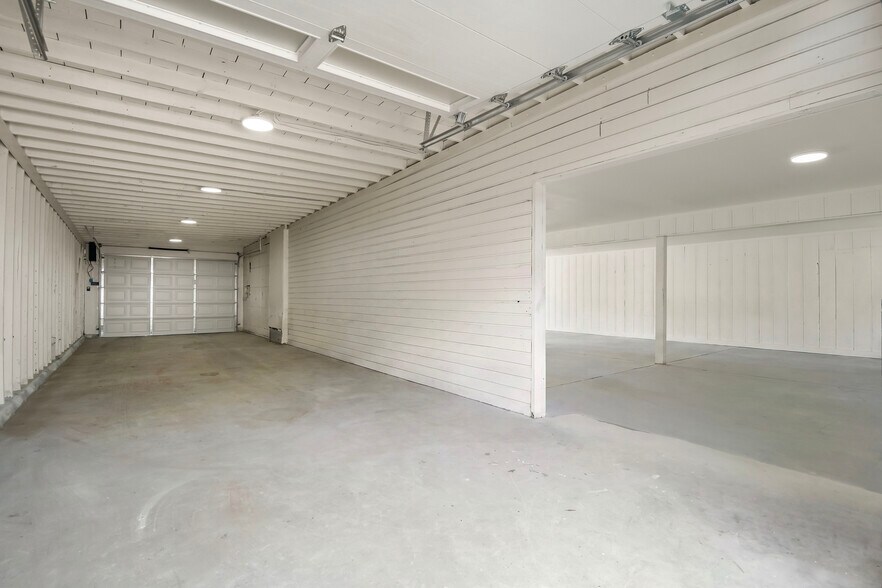 More Photos Of 91 5th Ave, Redwood City Showroom For Sale