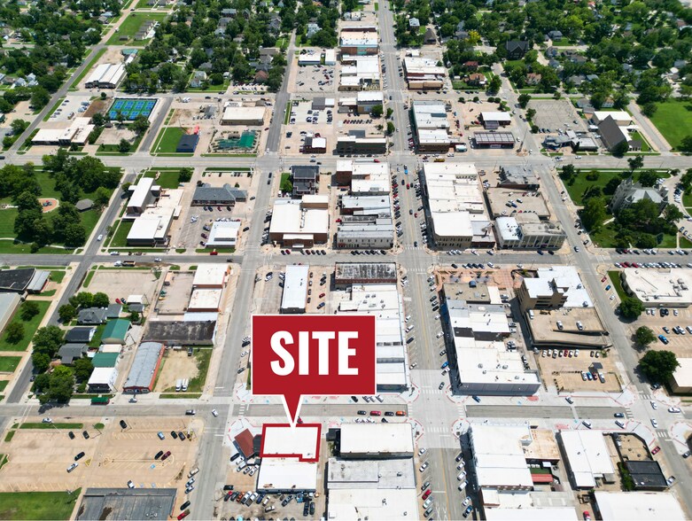 More Photos Of 115 E Euclid St, Mcpherson Office For Sale