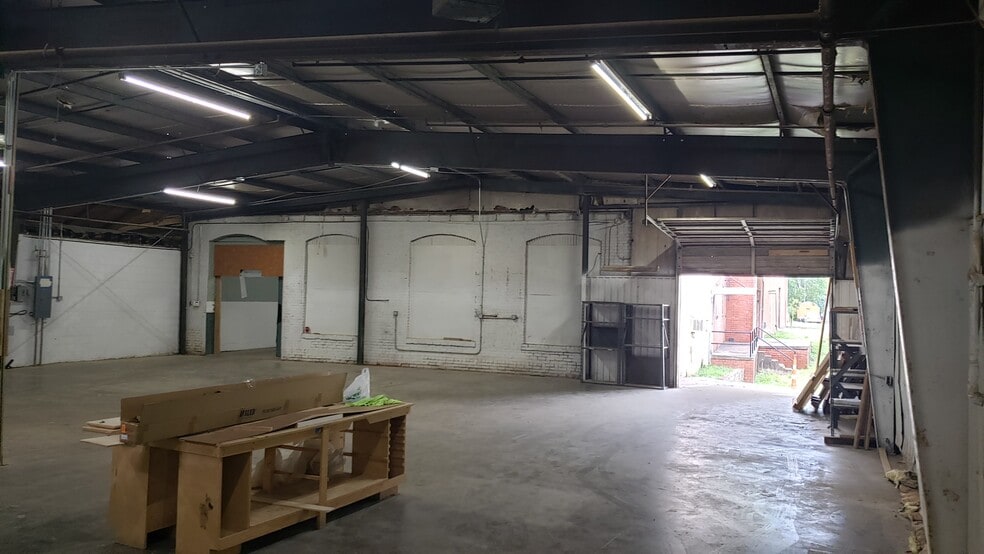 More Photos Of 203 Adams St, Burlington Warehouse For Sale