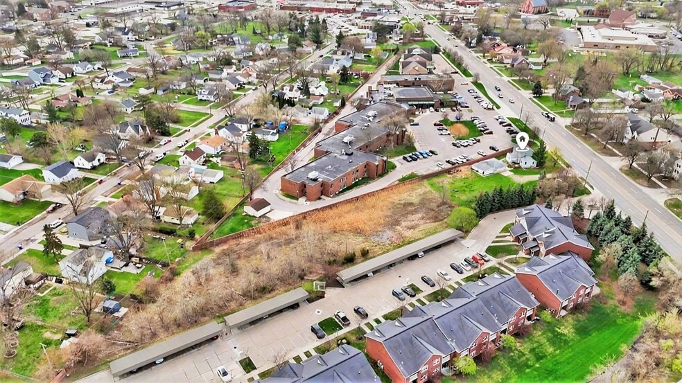 More Photos Of 33420 Utica Rd, Fraser Land For Sale