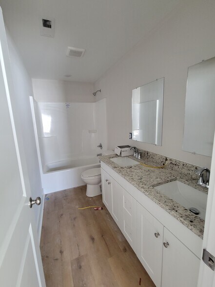 More Photos Of 1907 Gate Tower NE way, Cleveland Apartments For Sale