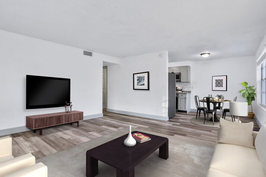 More Photos Of 1835 S Segrave St, South Daytona Apartments For Sale