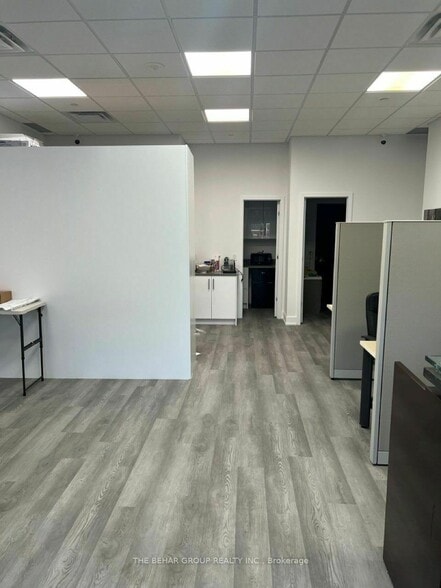 More Photos Of 13 Tippett Rd, Toronto Apartments For Sale