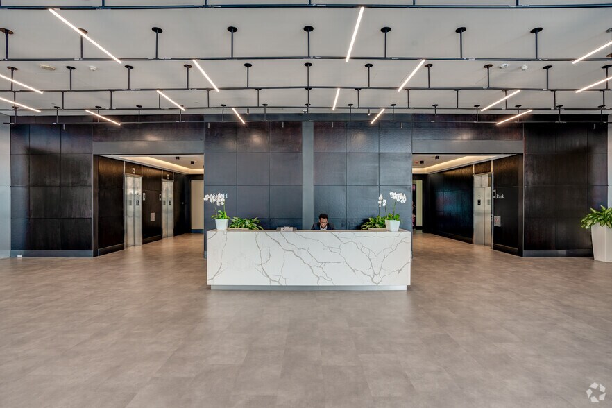 More Photos Of 777 Brickell Ave, Miami Coworking Space