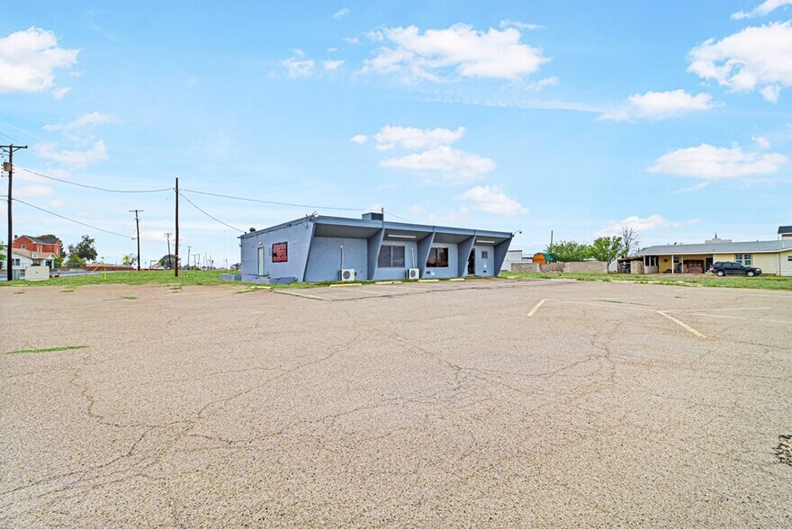 More Photos Of 406 S Jackson Ave, Odessa Lodge Meeting Hall For Lease