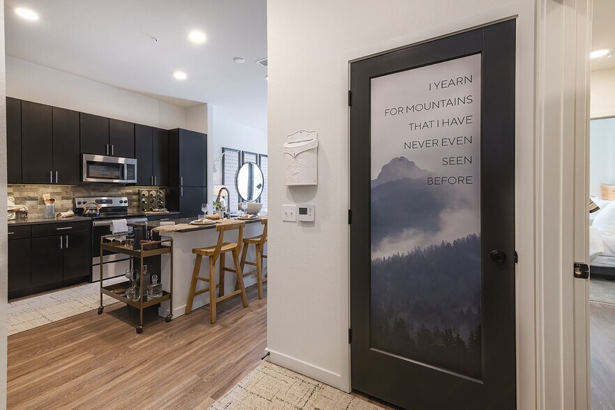 More Photos Of 270 E Flatiron Crossing Dr, Broomfield Apartments For Lease