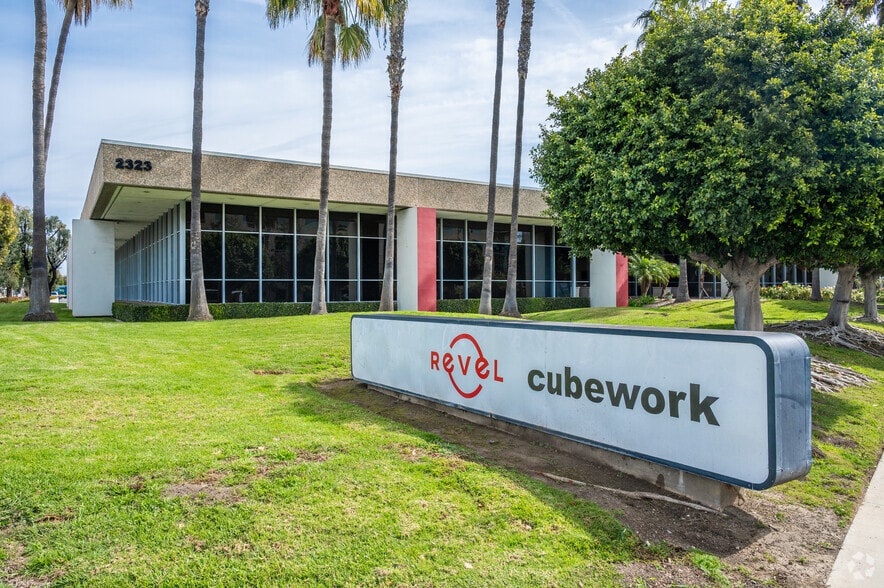 Primary Photo Of 2323 Main St, Irvine Warehouse For Lease