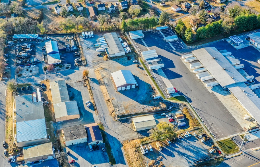 More Photos Of 610 Mohawk Ave, Roanoke Warehouse For Sale