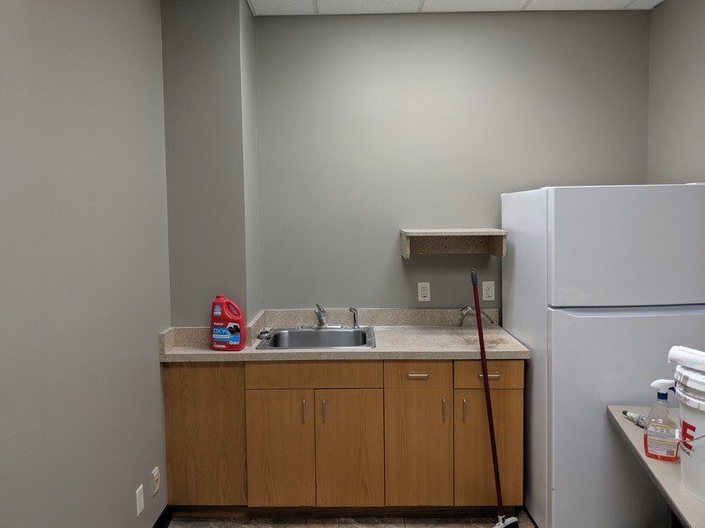 More Photos Of 303 1st Ave NE, Faribault Coworking Space