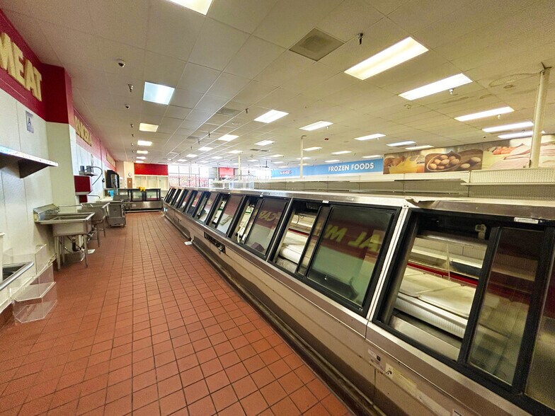 More Photos Of 12160-12192 Hesperia Rd, Victorville Convenience Store For Lease