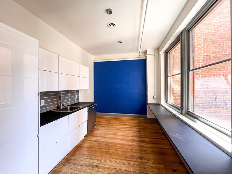 More Photos Of 200 Fayetteville St, Raleigh Loft Creative Space For Lease