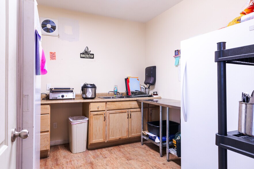 More Photos Of 315 E Seneca St, Manlius General Retail For Sale