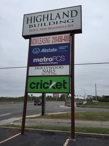 More Photos Of 1818 S New Braunfels Ave, San Antonio Medical For Lease