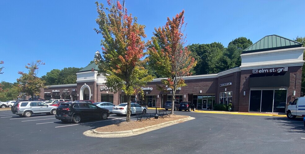 More Photos Of 3606 N Elm St, Greensboro Unknown For Lease