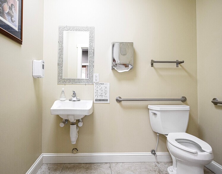More Photos Of 415 Pennington Ave, Havre De Grace Office For Sale