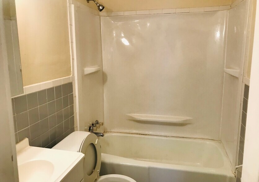 More Photos Of 27-31 Summer St, Bristol Apartments For Sale