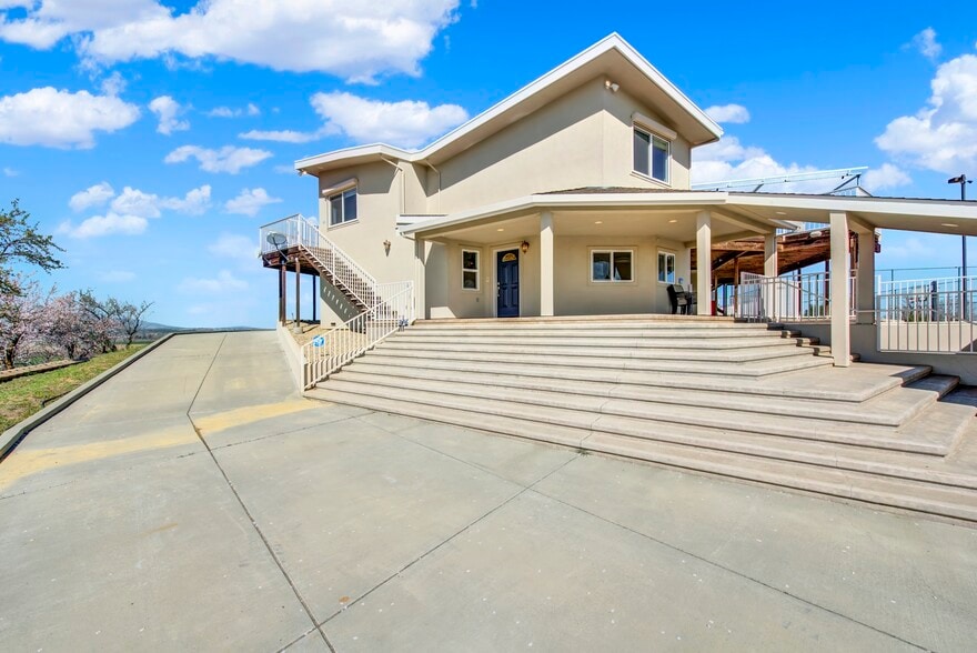 More Photos Of 8560 Holmes Ln, Winters Specialty For Sale