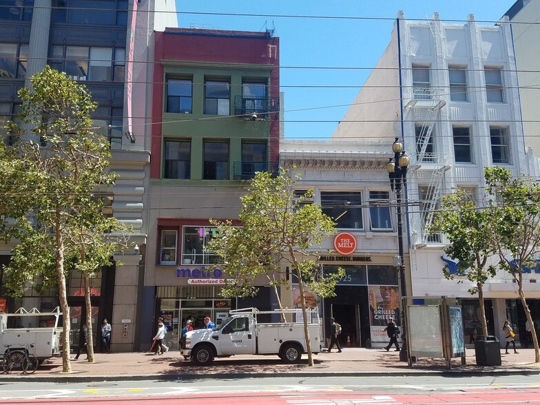 More Photos Of 923 Market St, San Francisco Storefront Retail Office For Lease