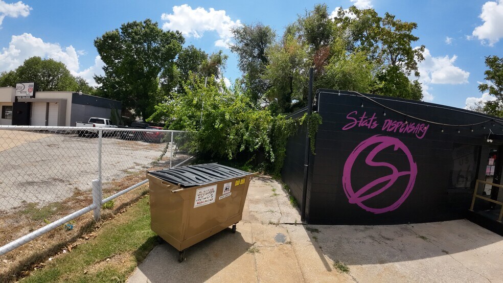 More Photos Of 4210 E 11th St, Tulsa Freestanding For Sale