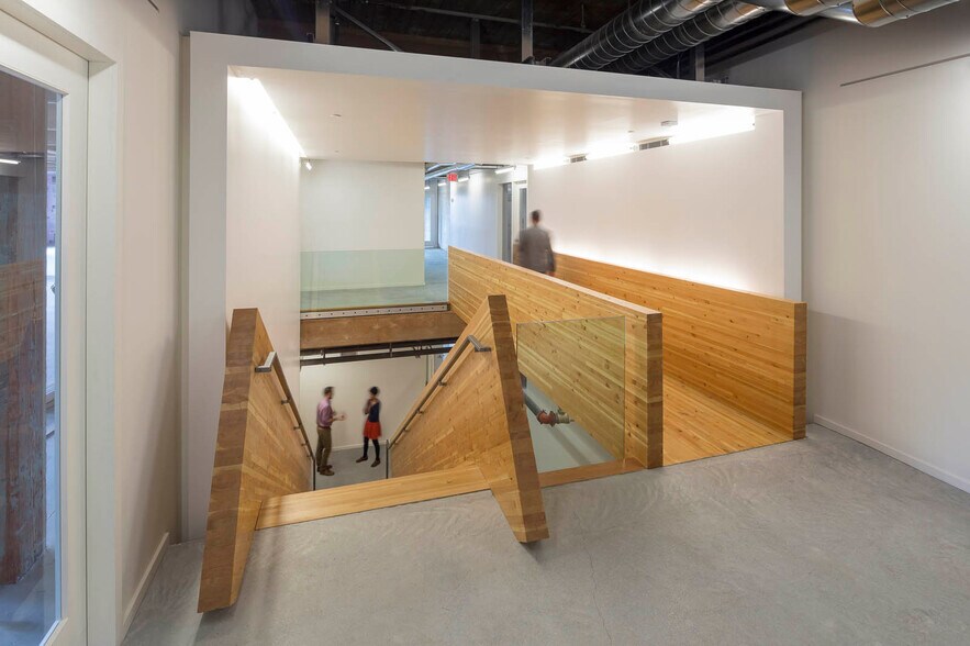 More Photos Of 123 NE 3rd Ave, Portland Office For Lease